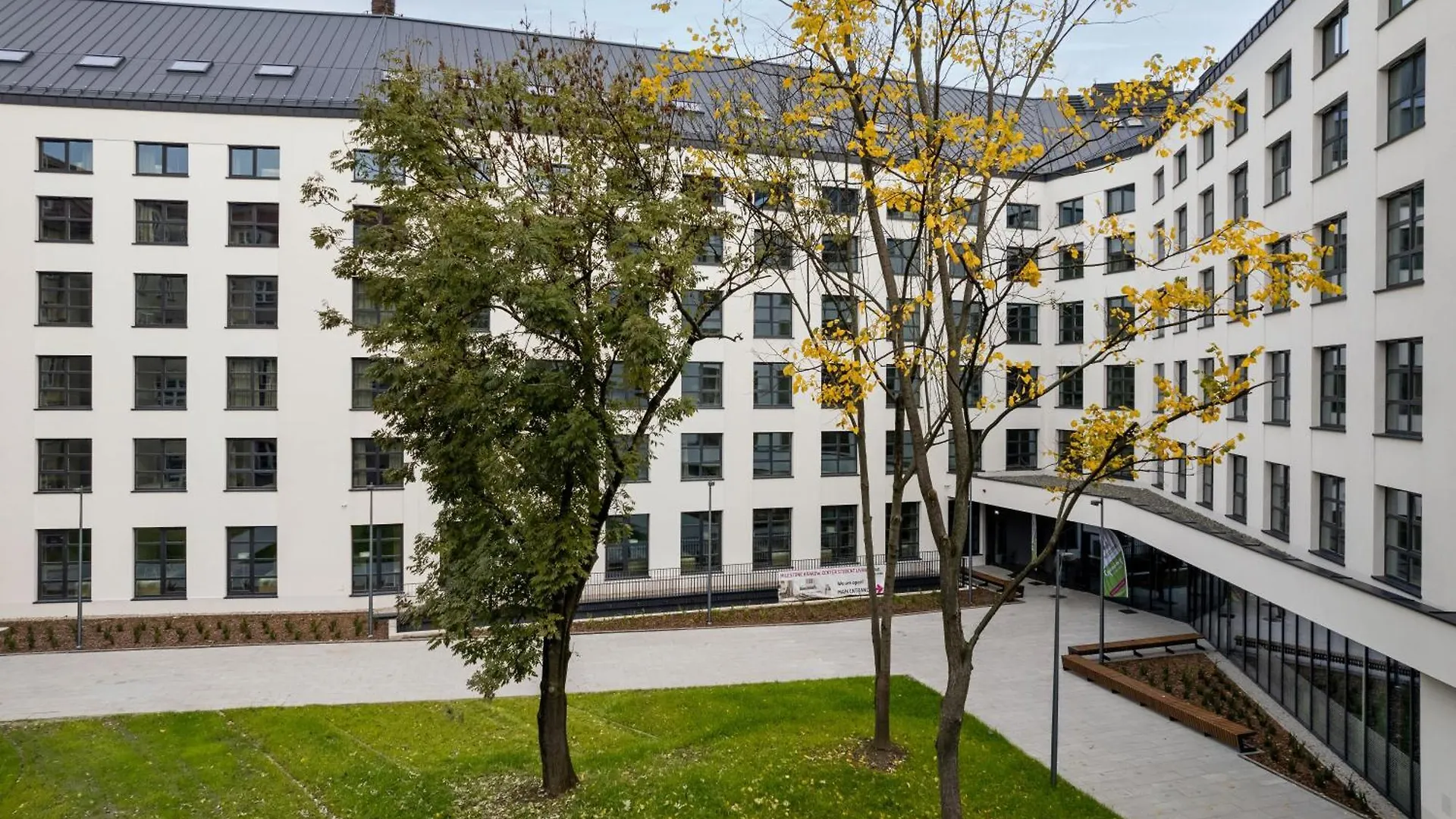 Aparthotel Milestone Krakow Center Student Living 0*,
